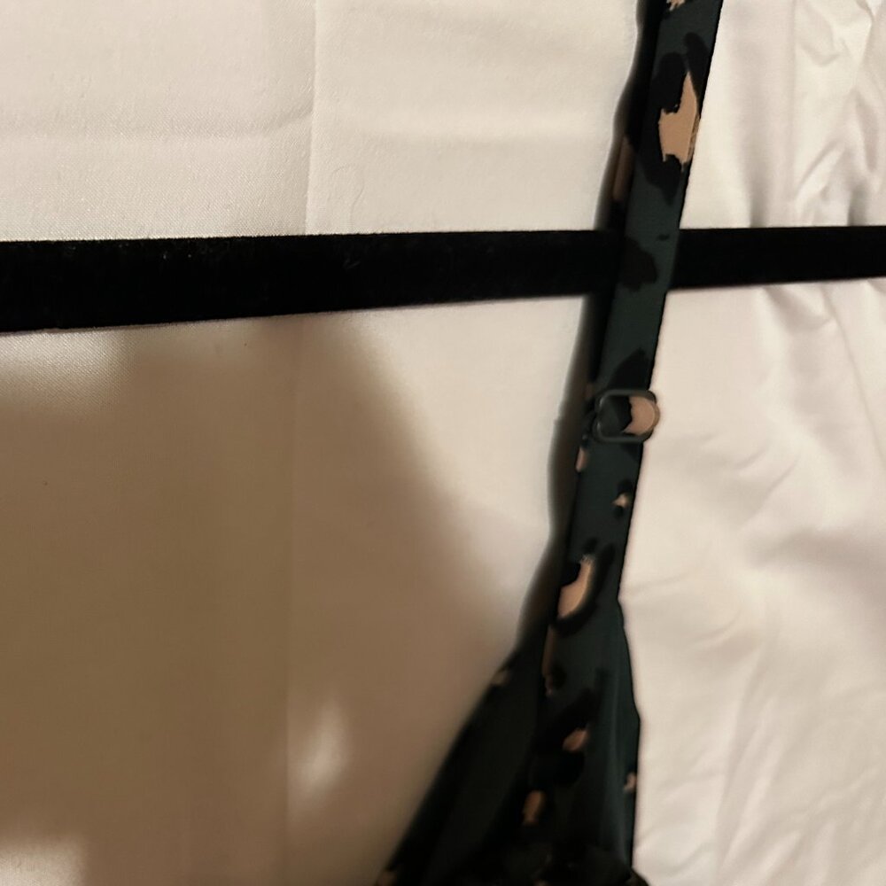 Torrid Camisole Tunic Going Out Top Sleeveless Blouse 2x Green Leopard Print - Picture 8 of 9